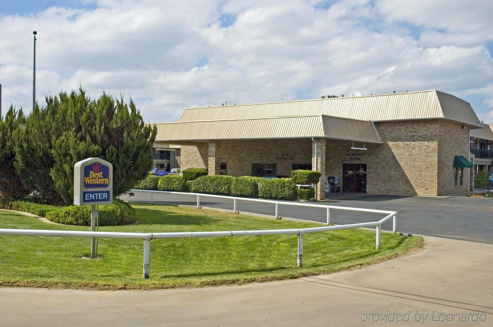 Super 8 By Wyndham Clovis Hotel Exterior photo